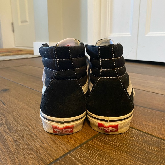 Classic high tops - Picture 3 of 3